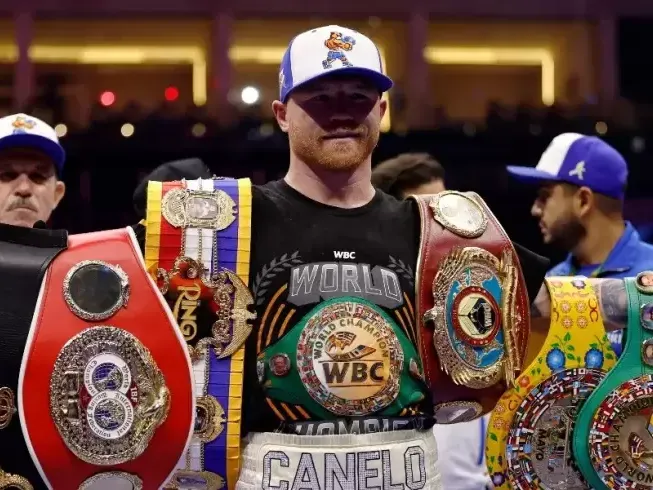 Canelo, el supercampeón.