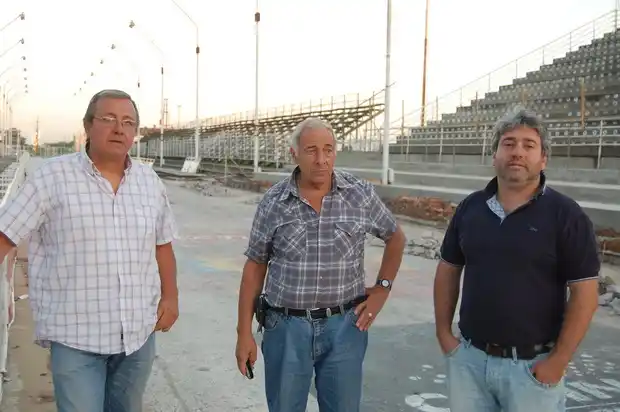 Las comparsas invirtieron más de 12 millones de pesos para 2014