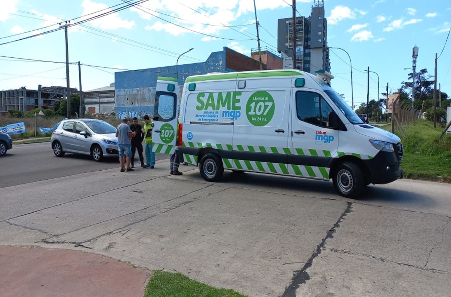 Choque en Edison y Solis: un motociclista herido