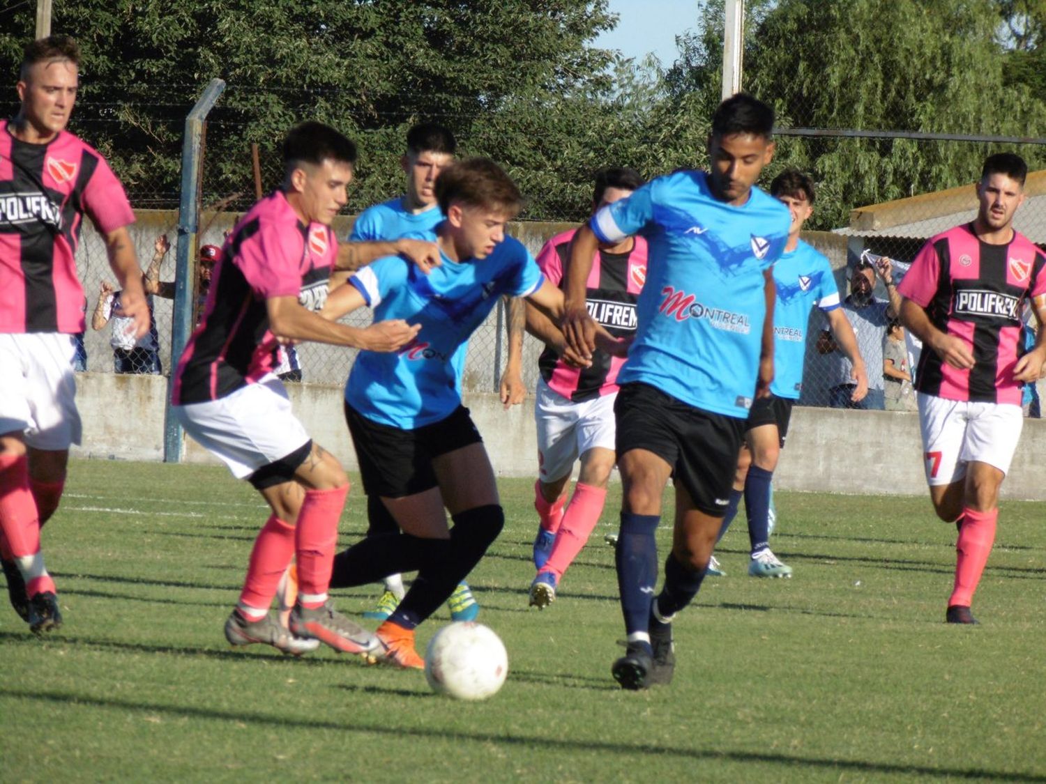 Sportivo Rivadavia y Los Andes volvieron a empatar y habrá tercer partido