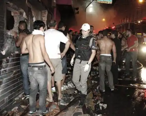Brasil: detuvieron a tres personas por la tragedia en la discoteca
