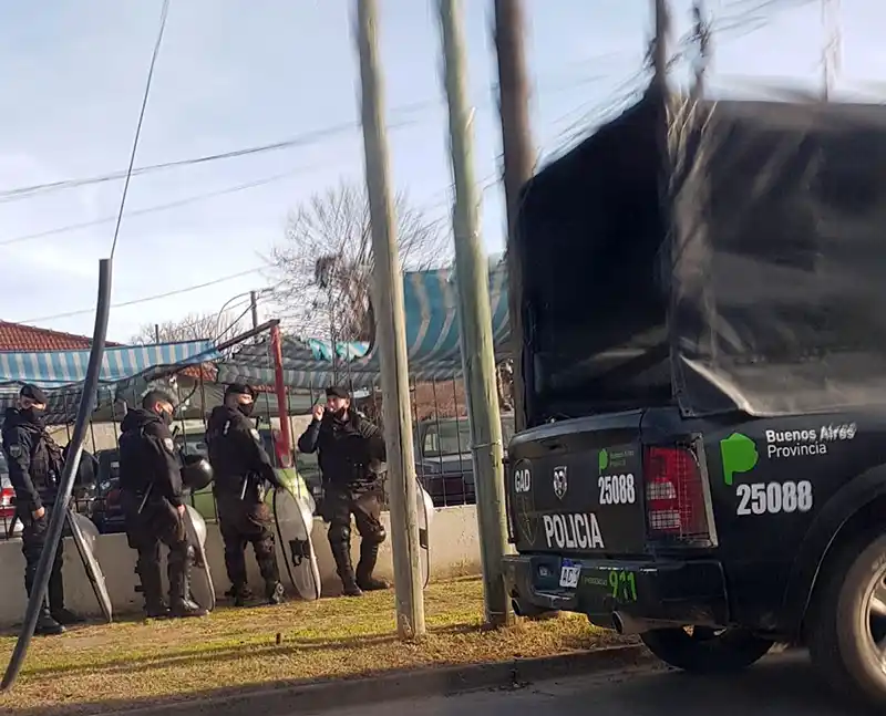 Denunció que le robaron en su casa y algunas amenazas