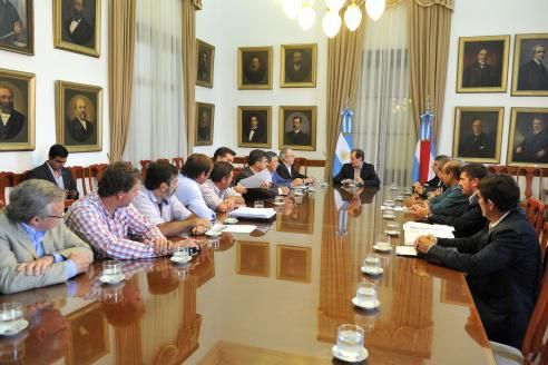 Bogdan se reunió con el gobernador y empresarios interesados en emprendimientos
