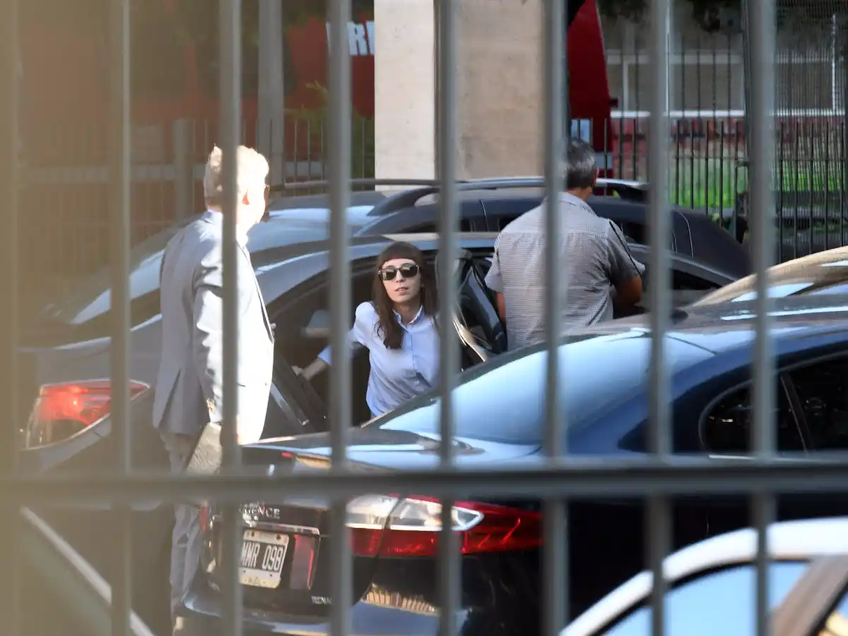 Florencia Kirchner denunció una "persecución política" 
