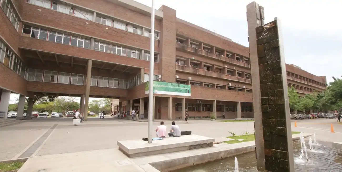 La UNL recibió un ajuste del 70 por ciento desde enero del 2023, después de un período inflacionario de más de 270 por ciento.