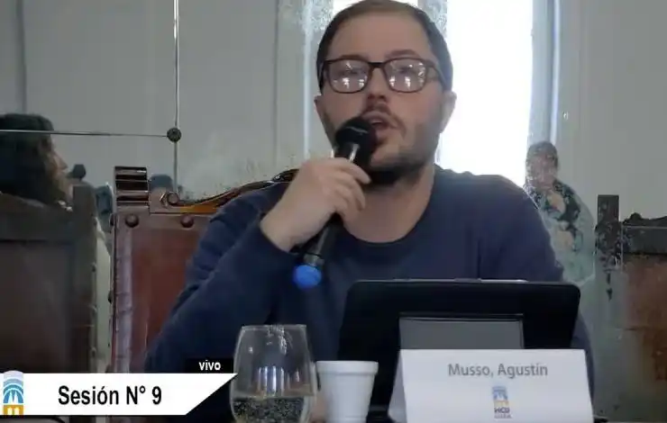 "Sabemos que no va a cumplir": el sincericidio de un concejal PRO sobre Milei que desató bronca en una escuela de Luján