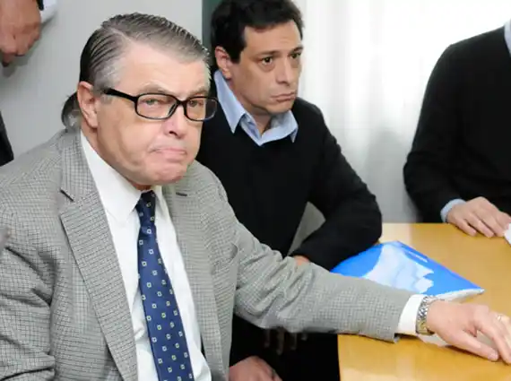 Renault hizo la última oferta a los trabajadores  y presiona con los despidos 