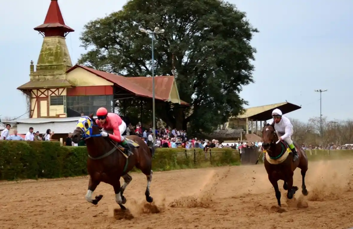 Forest Stripes ganó guapeando y se quedó con la prueba central