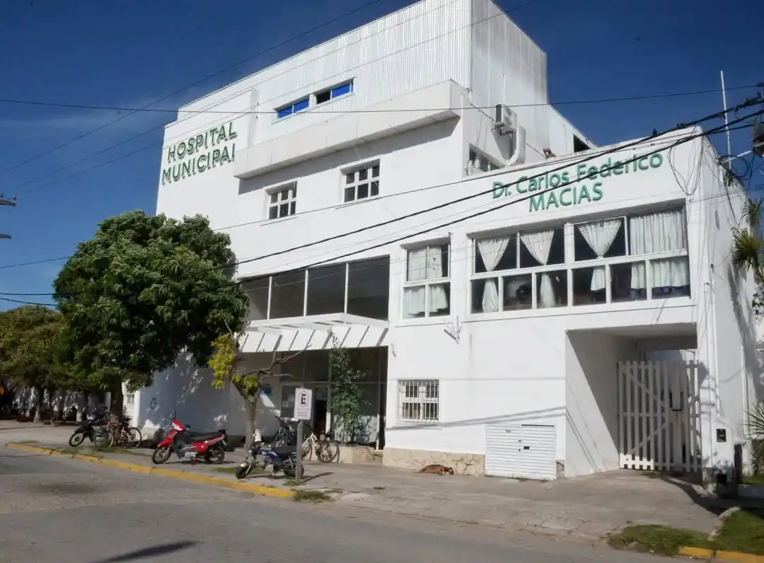 El conductor herido fue derivado al Hospital de Mar de Ajó.