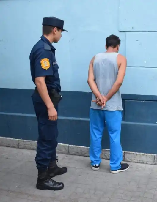 Cometió cinco robos en cinco días y fue detenido por robar una verdulería