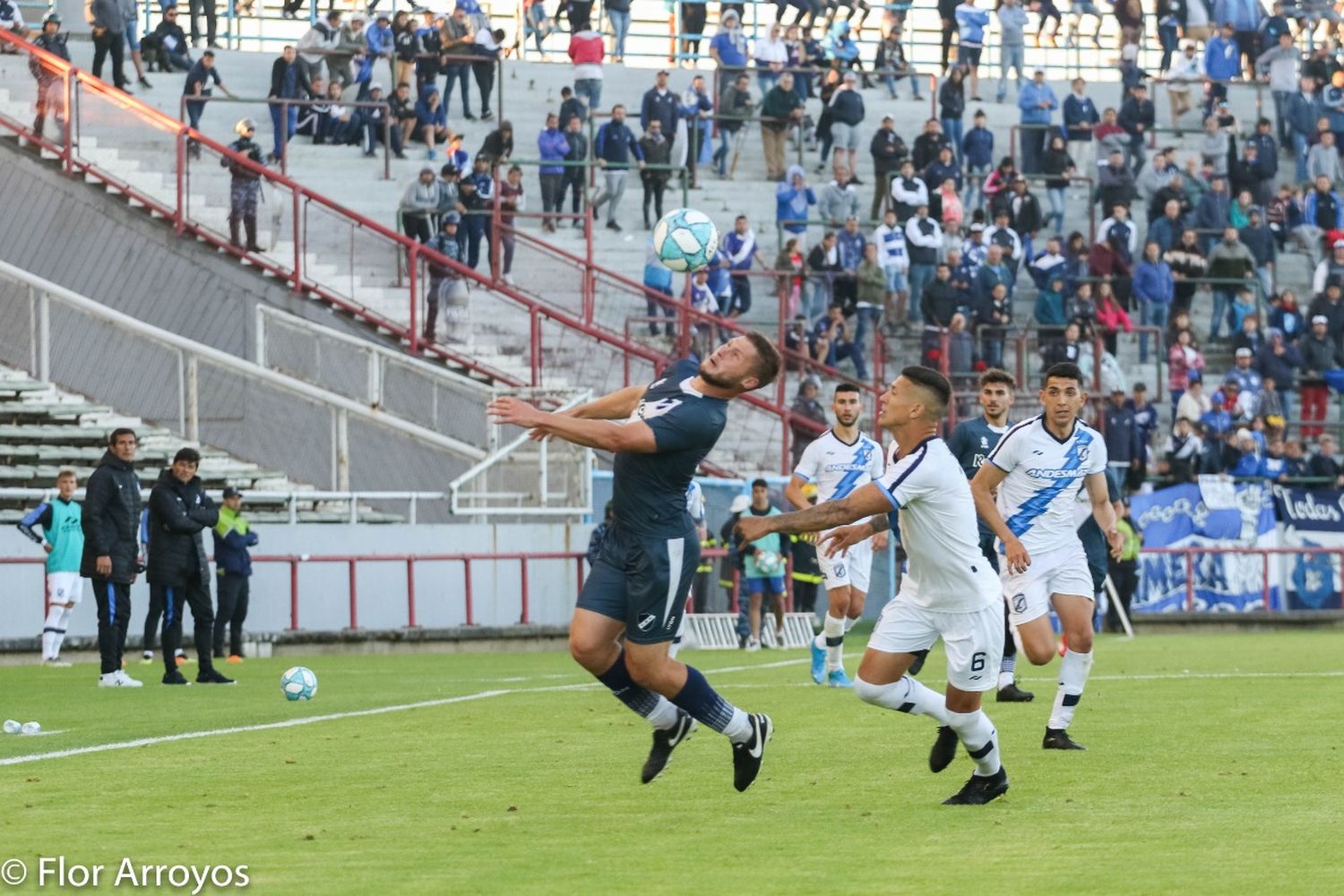 Alvarado no pudo romper el empate ante Brown de Madryn