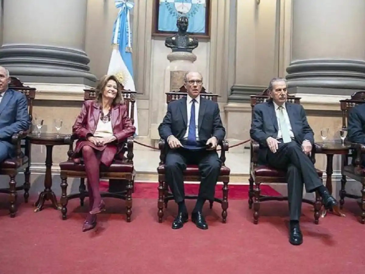 La Corte aguarda la postulación del reemplazo de Highton 
