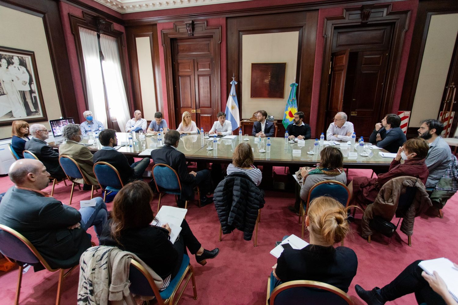Oficializaron creación de Comité de Expertos que asesora a Gollán sobre coronavirus: Quiénes lo integran