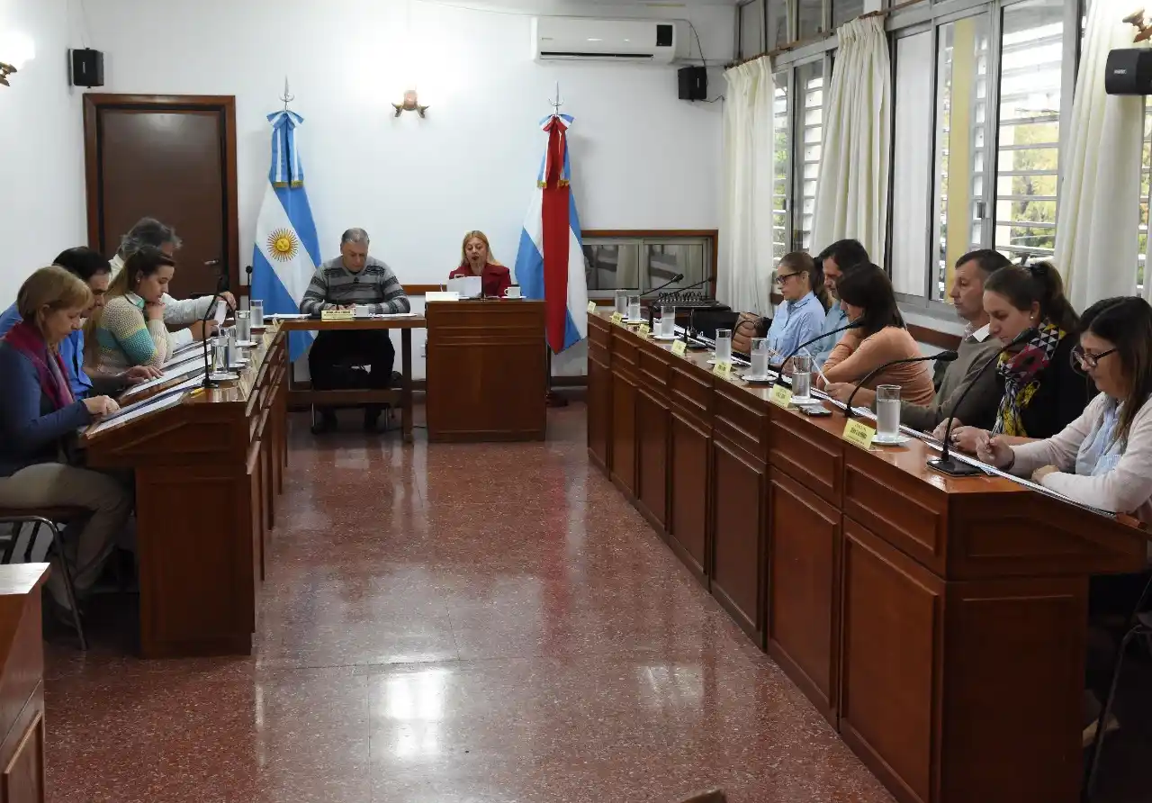 Los Concejales del FpV piden explicaciones por multas pagadas por roturas a Gas Nea