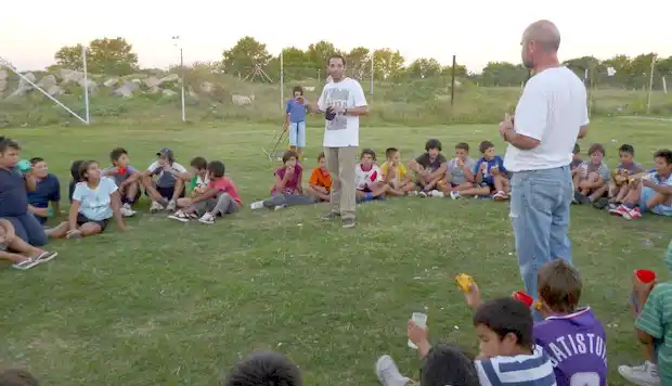 Se desarrolla el segundo encuentro de fútbol callejero