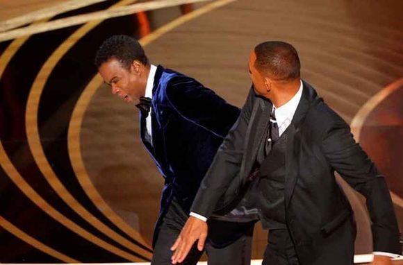 La millonaria propuesta de un youtuber para subir a un ring a Will Smith y Chris Rock