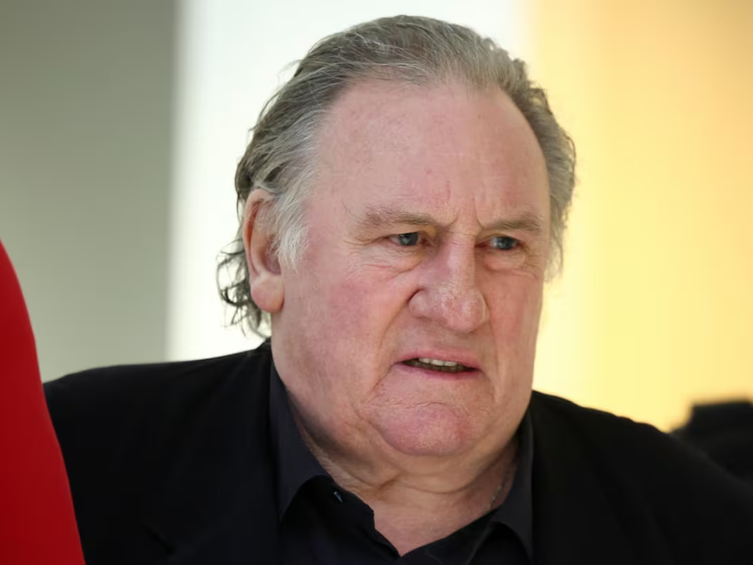 Gérard Depardieu fue condenado por agresión sexual y deberá cumplir 18 meses de prisión