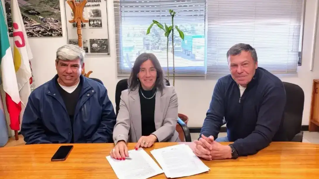 Soychú y la Escuela Técnica 1 renovaron su  convenio para que estudiantes realicen pasantías