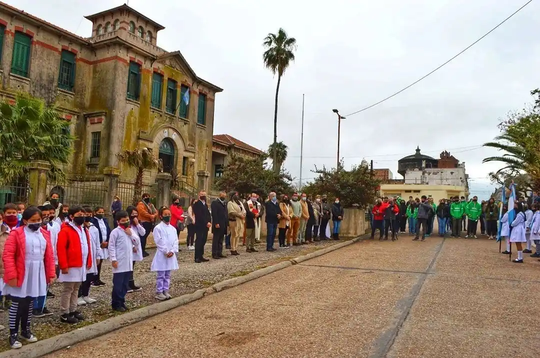Día del Maestro nuevamente sin premio Antequeda