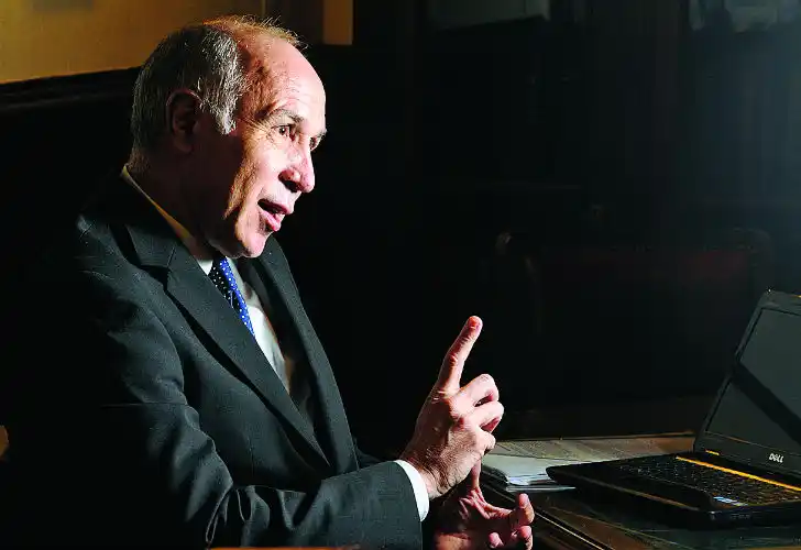 Lorenzetti demandó a Carrió por daños y perjuicios