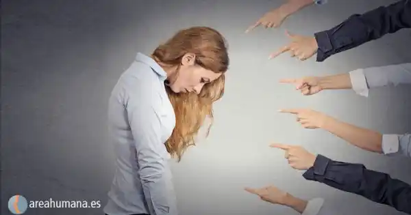 Testimonios: cómo influye la sociedad en la autoestima