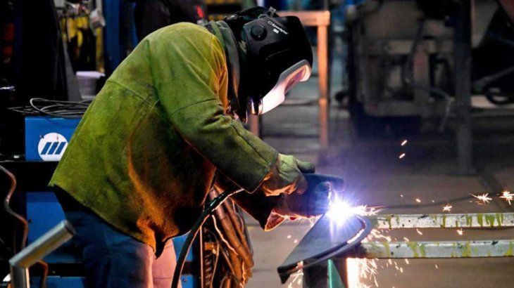 La utilización de la capacidad instalada de la industria subió a 69,5 % en agosto