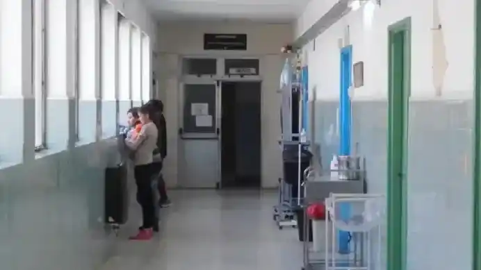 Un niño fue internado con un extraño síndrome: investigan si lo provocó un queso