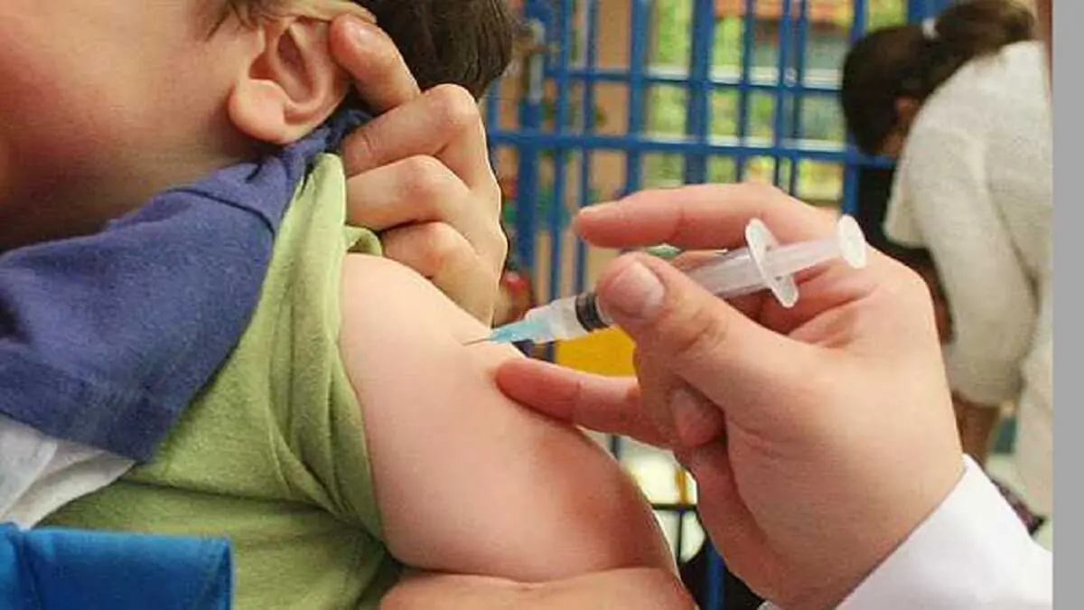 ¡NIÑOS EN RIESGO! Expertos alertan por fallas en la vacunación contra la polio (+Comunicado)