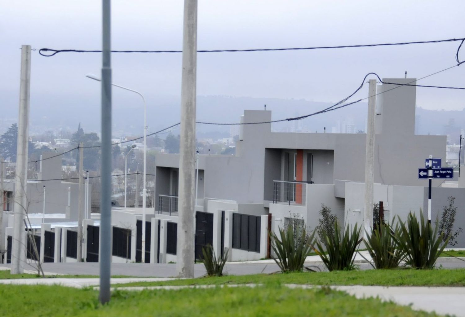 La comuna insistirá con el plan de viviendas del barrio Arco  Iris y reconoció un déficit  habitacional de 3 mil casas