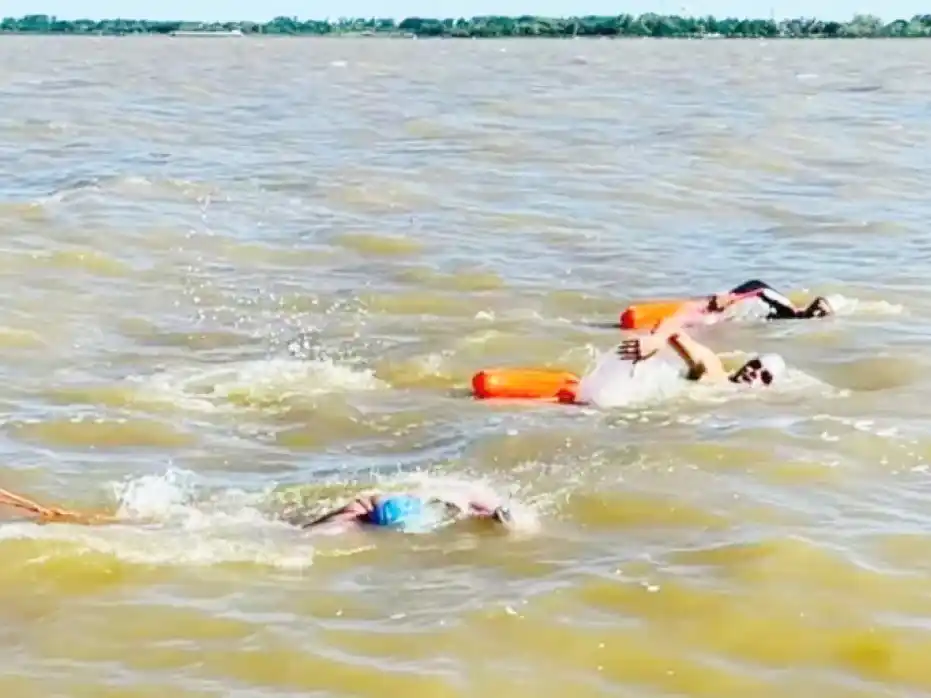 Prueba de Natación en Aguas Abiertas por el Circuito del Río Uruguay