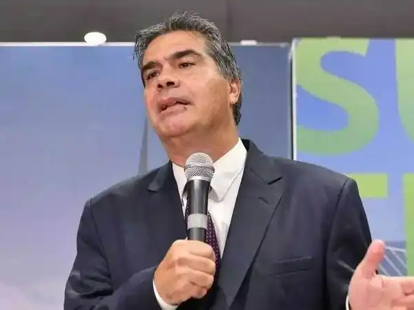 Coqui tomó el bastón de mariscal