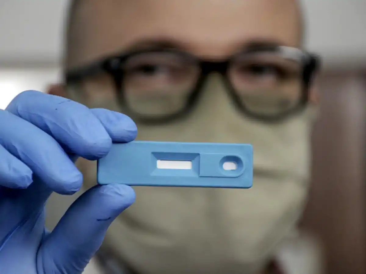 El test argentino que detecta Covid-19 en 5 minutos fue aprobado por Anmat