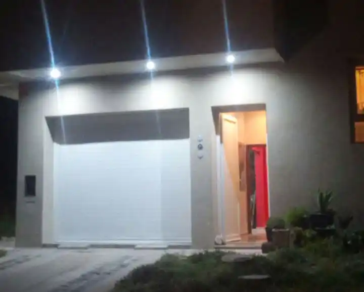 Ladrones entraron a una casa, pero sonó la alarma y huyeron