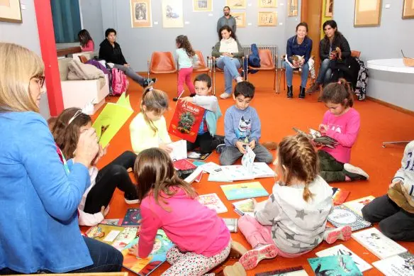 Los chicos disfrutaron de la lectura y la actividad plástica