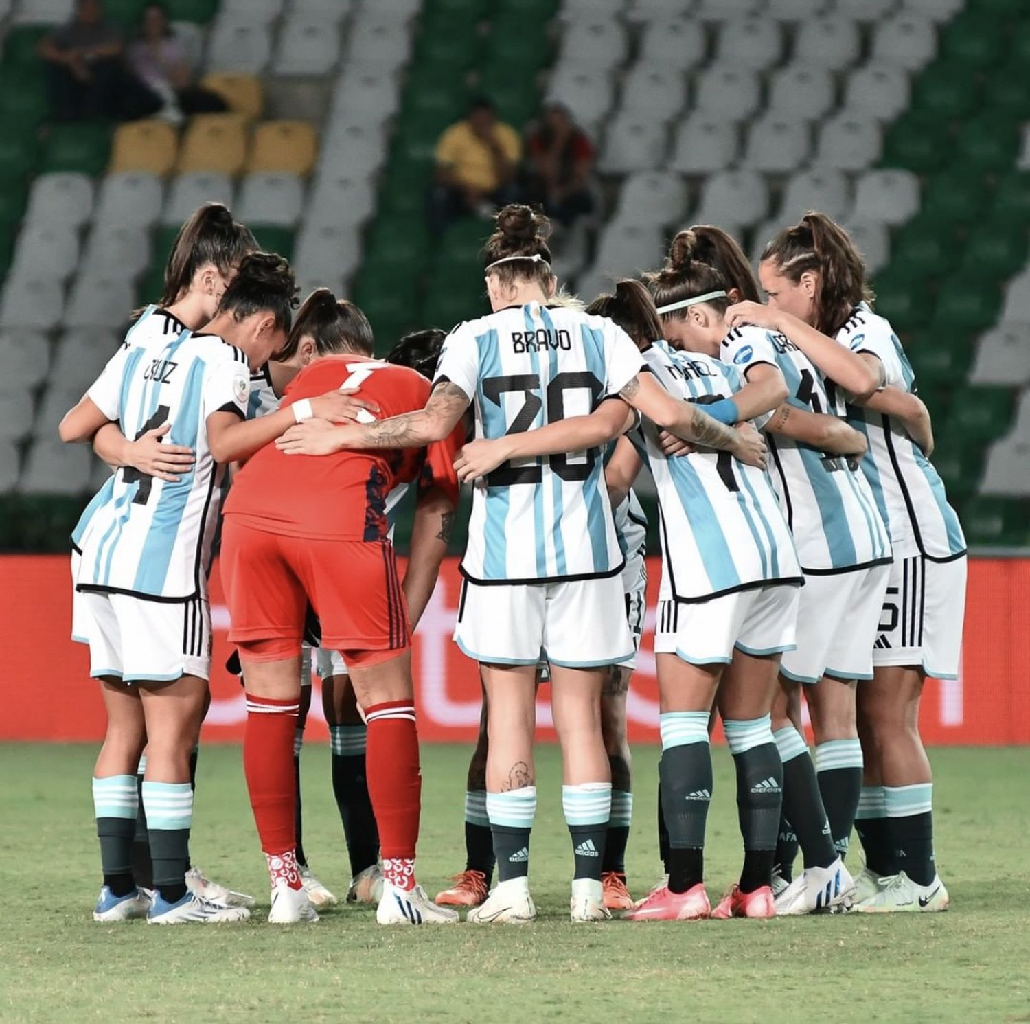 Los goles de Brasil en el debut ante Argentina