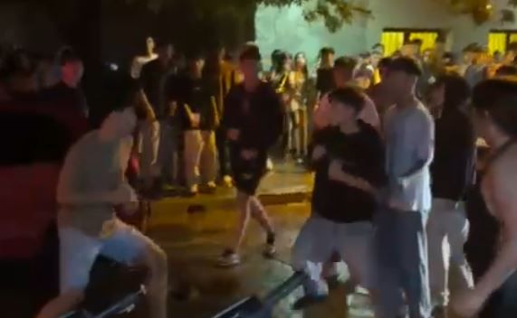 Preocupación por violencia y desorden al final de una fiesta destinada a los egresados