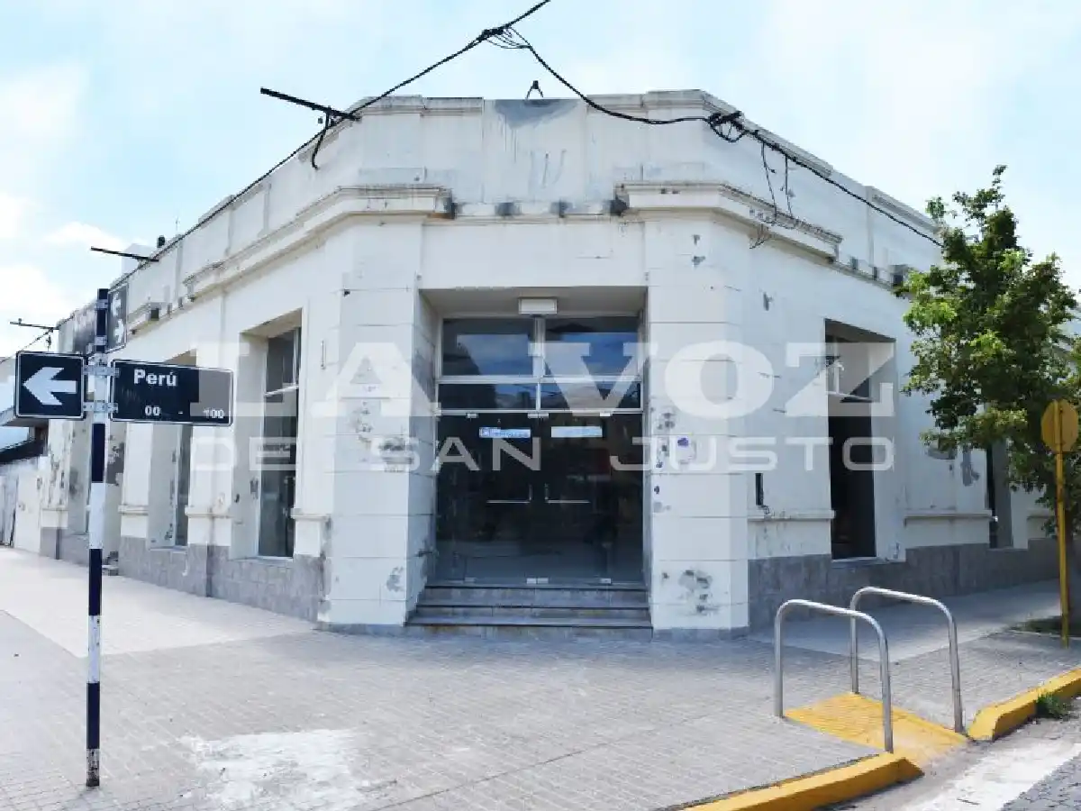 Bulevar 25 de Mayo tiene el 9% de sus locales vacíos
