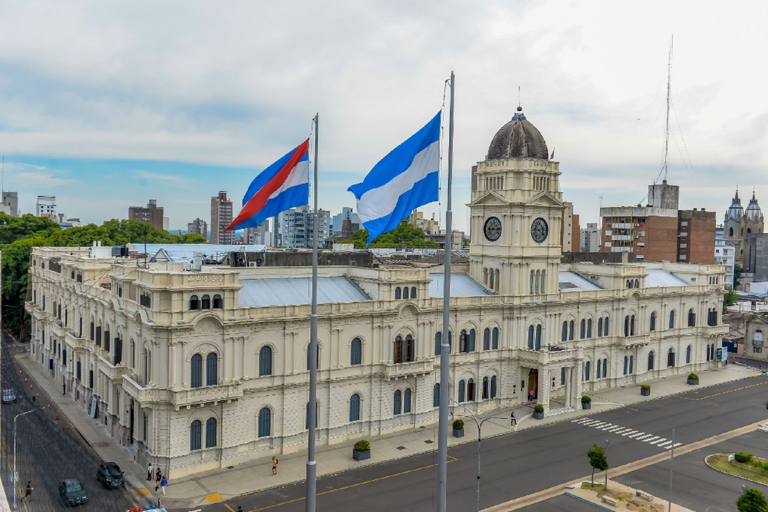 Preocupación por la caída de la coparticipación: Intendentes justicialistas piden una mesa de diálogo al gobernador