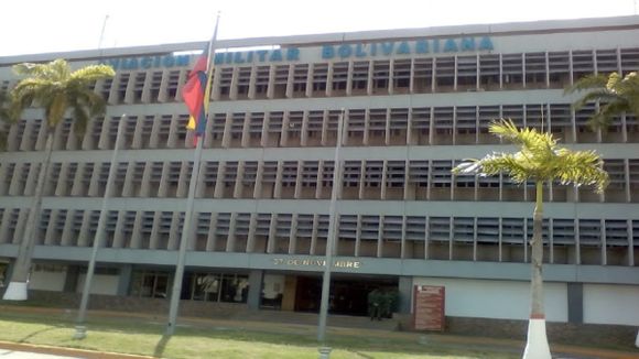 LOCALIZAN ARTEFACTO EXPLOSIVO en inmediaciones de base aérea La Carlota