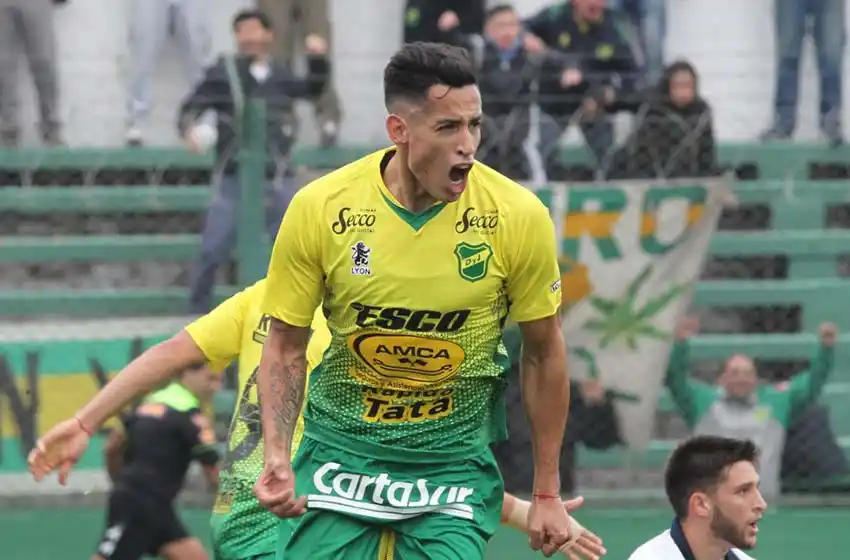 Fernando Márquez: «Estoy dispuesto a ir a jugar a Newell’s»