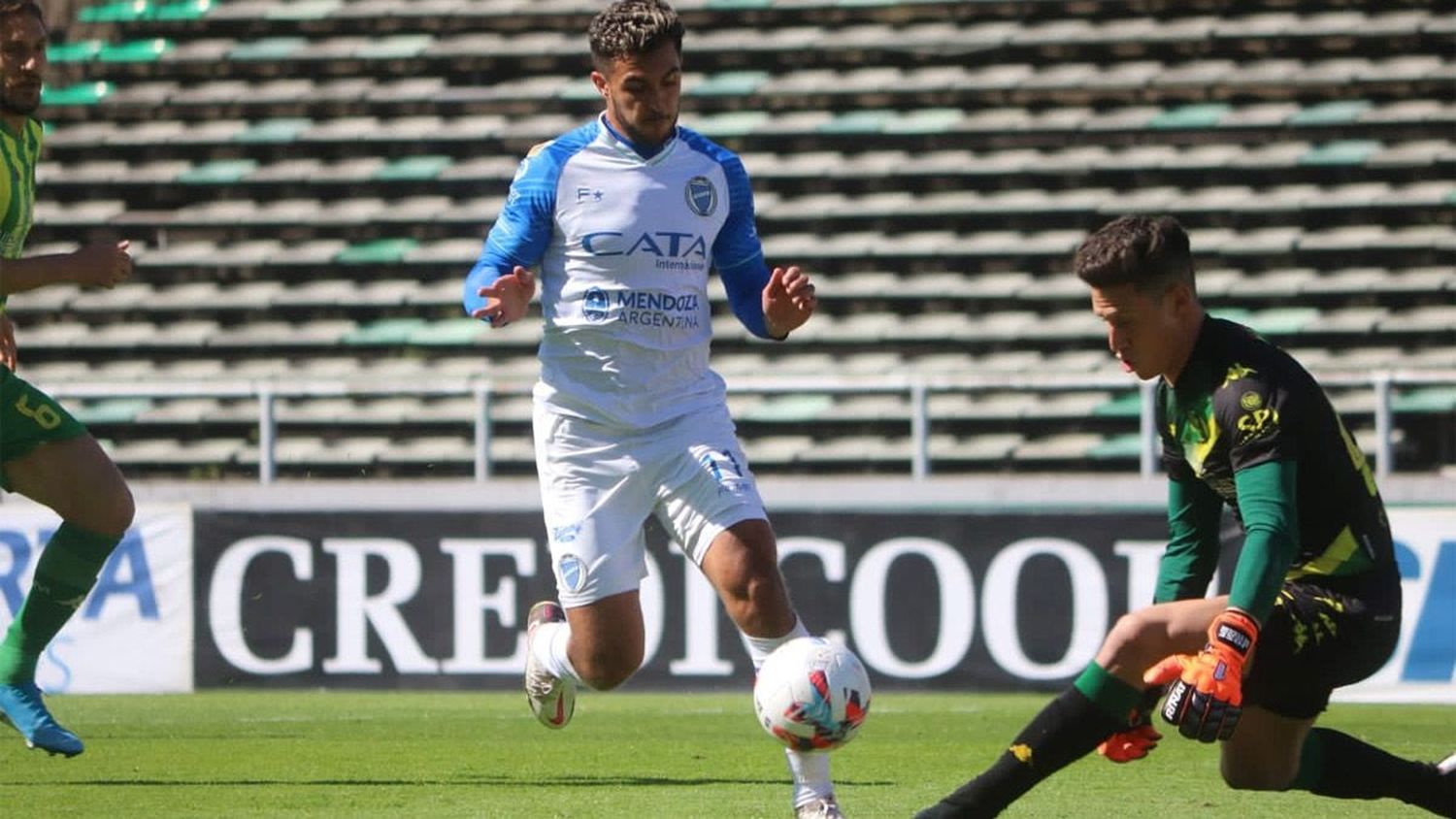Con un golazo de Martín Ojeda, Godoy Cruz goleó a Aldosivi en Mar del Plata