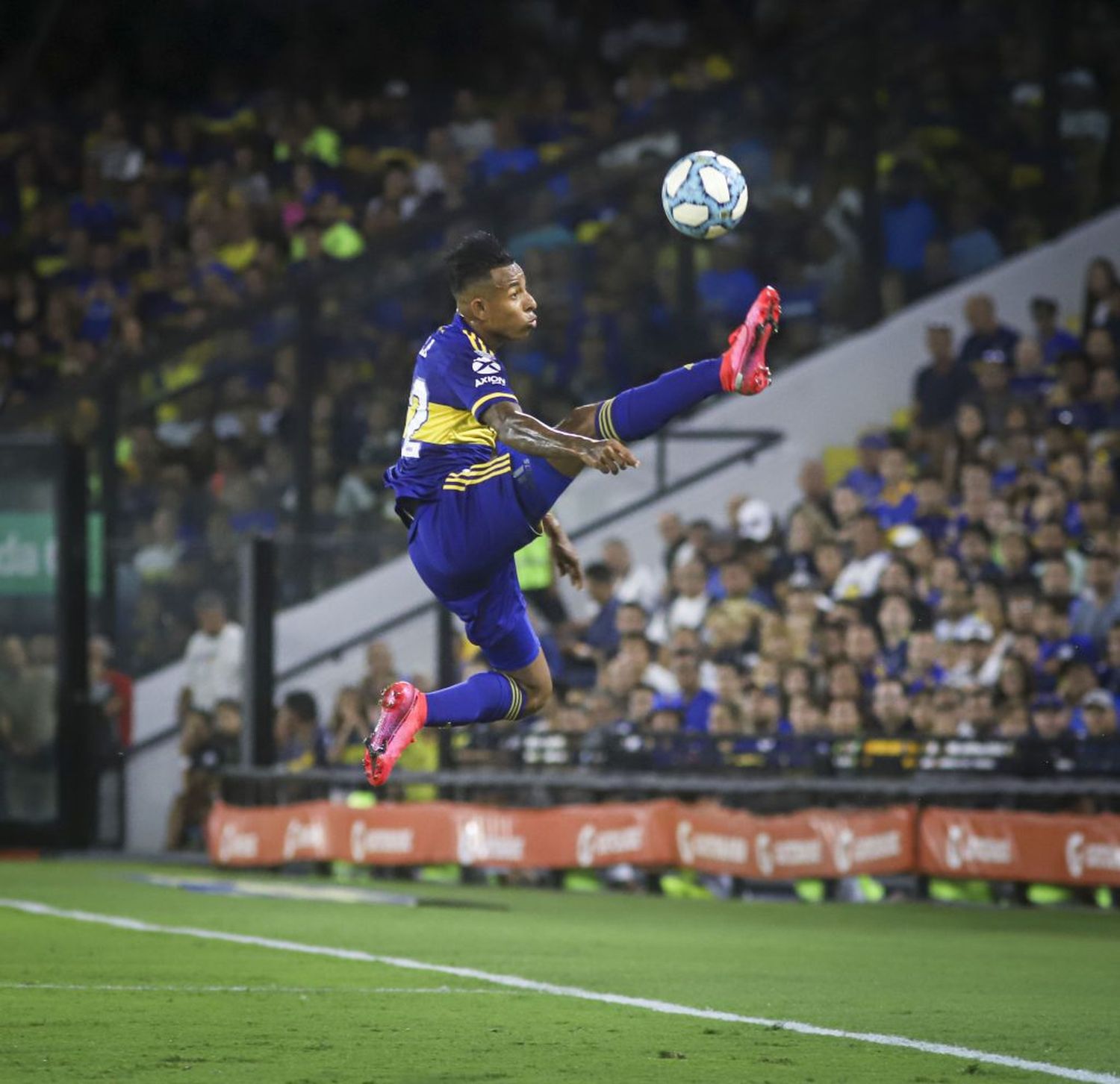 Las necesidades de Boca, ante la angustia de Colón