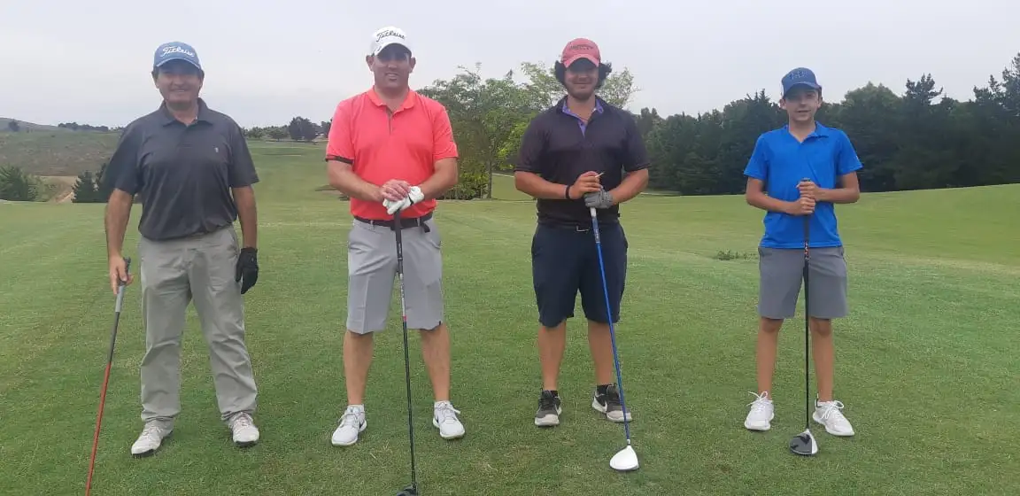 López, Martínez, Michelli y Salvi; en El Valle.