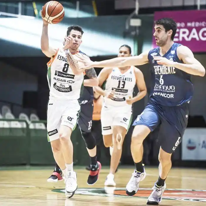 Debut y despedida para Estudiantes en el Súper 8