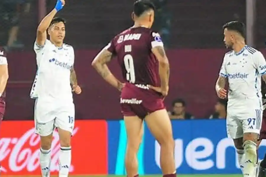 Lanús cayó como local ante Cruzeiro y quedó eliminado