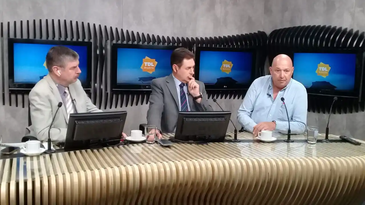 Dr Pablo Díaz Cisneros en el desayuno de Tandil Despierta