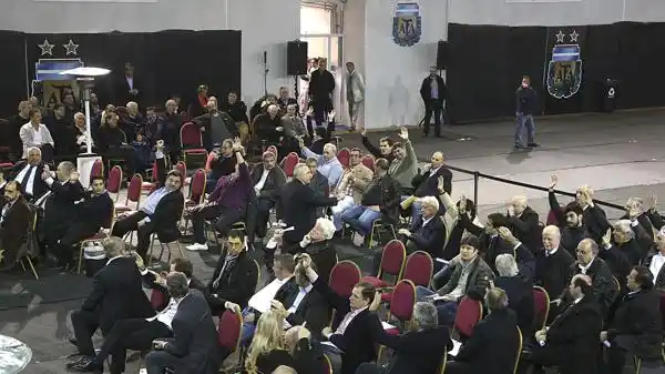 Con 70 votos a favor y tan sólo uno en contra, se aprobó la Súper Liga