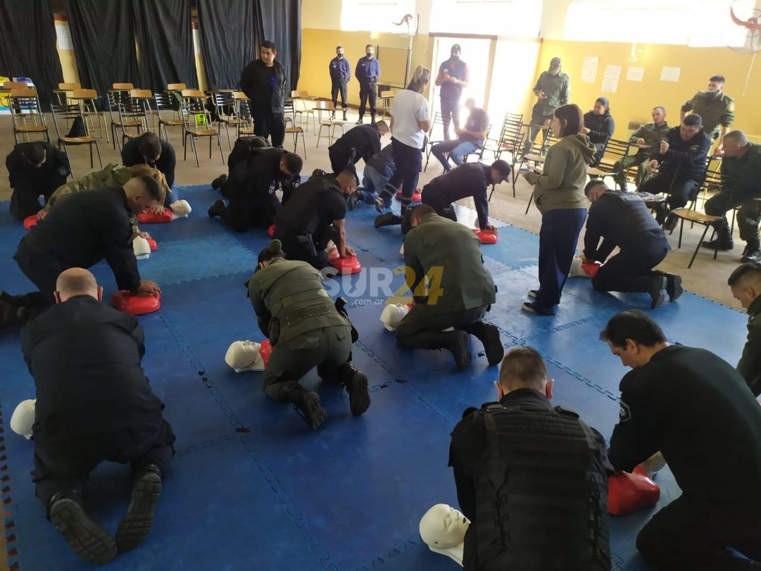 Personal del SIES capacitó en primeros auxilios a personal policial