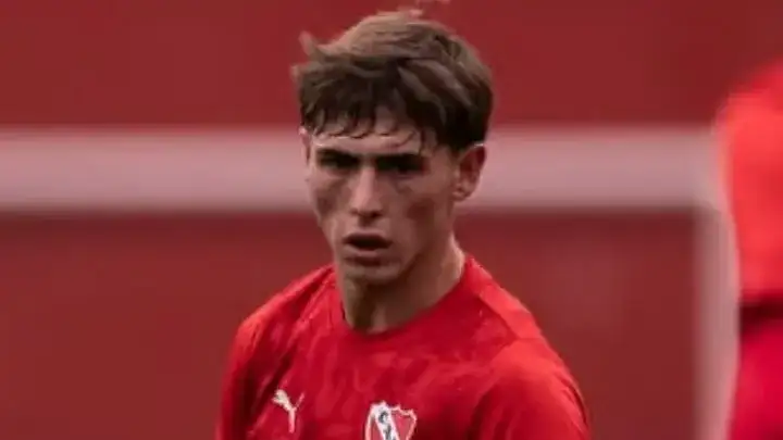 El ayacuchense Arrayago debutó en la primera de Independiente
