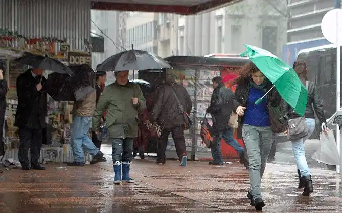 Alerta meteorológico por tormentas fuertes y vientos intensos en la Provincia